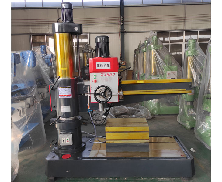 Z3050摇臂钻床