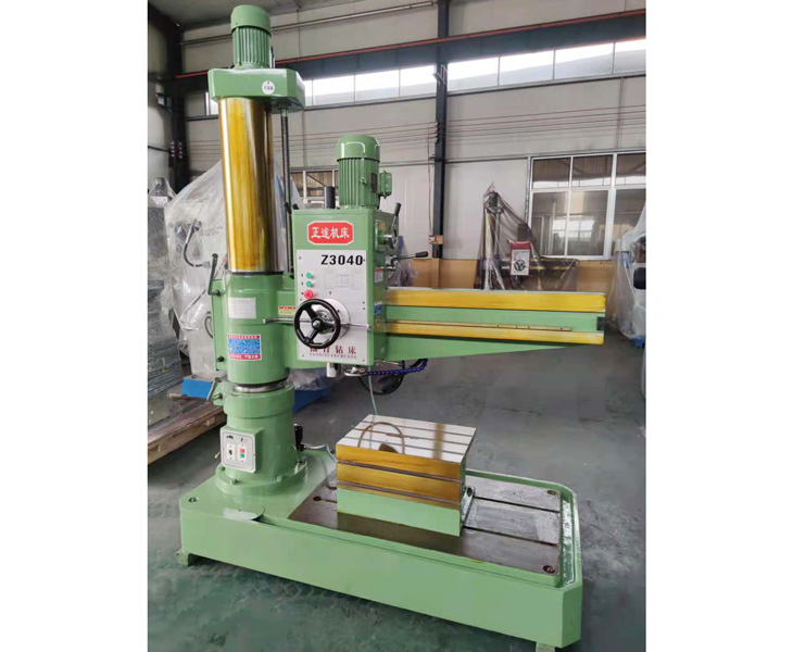 Z3040摇臂钻床